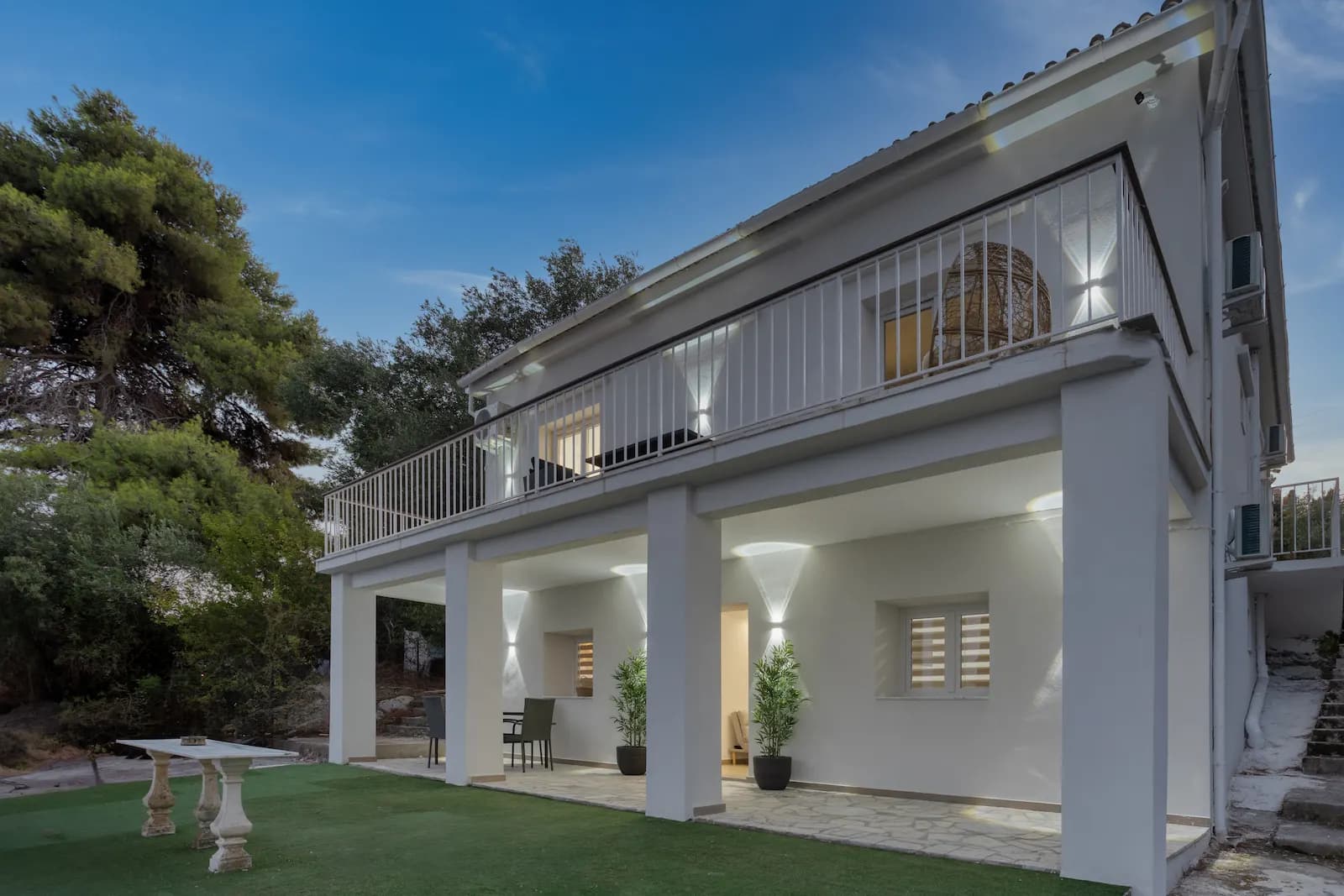 Φωτισμός εξοχικής κατοικίας