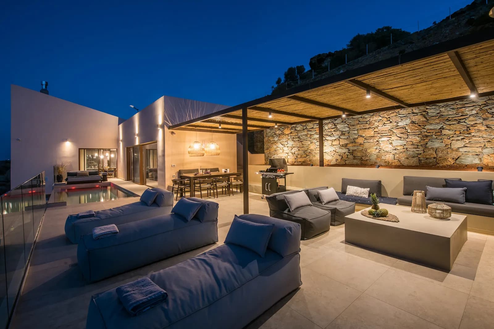 Φωτισμός βεράντας